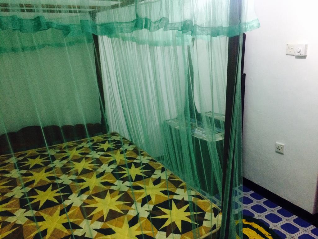Sea Side Guest House 탕갈레 외부 사진