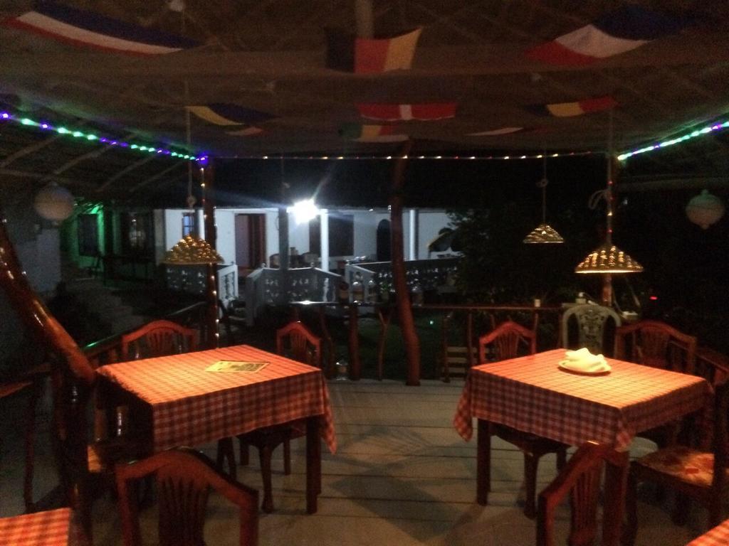 Sea Side Guest House 탕갈레 외부 사진
